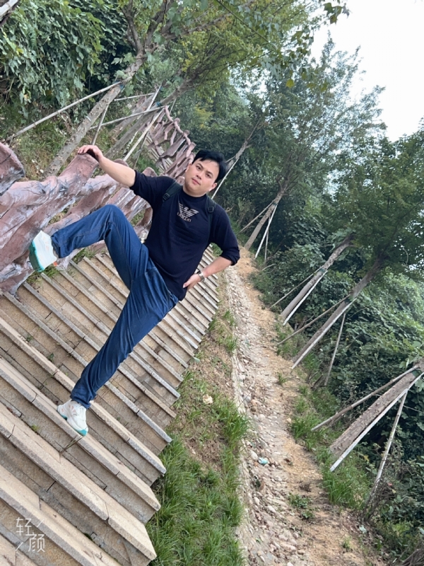 择一人白头偕老的第二张照片--连云港相亲服务中心