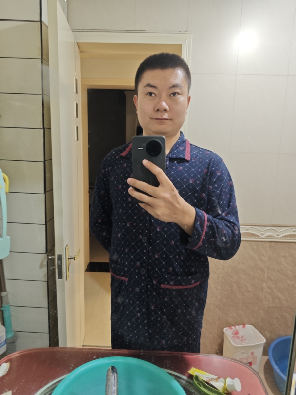 迷迷糊糊的第一张照片--连云港相亲服务中心