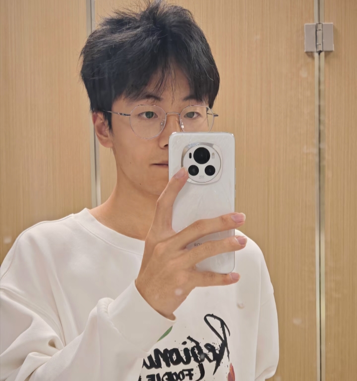 张浩博的第四张照片--连云港相亲服务中心