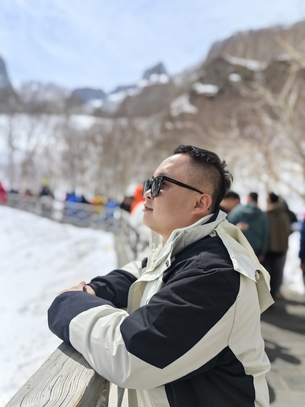 小龙的第一张照片--连云港相亲服务中心