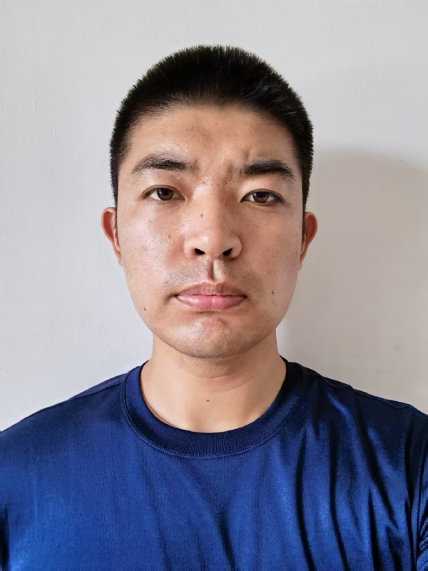 魏守超的第一张照片--连云港相亲服务中心