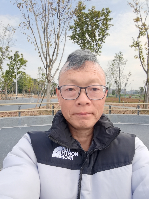 做喜欢的事的第一张照片--连云港相亲服务中心