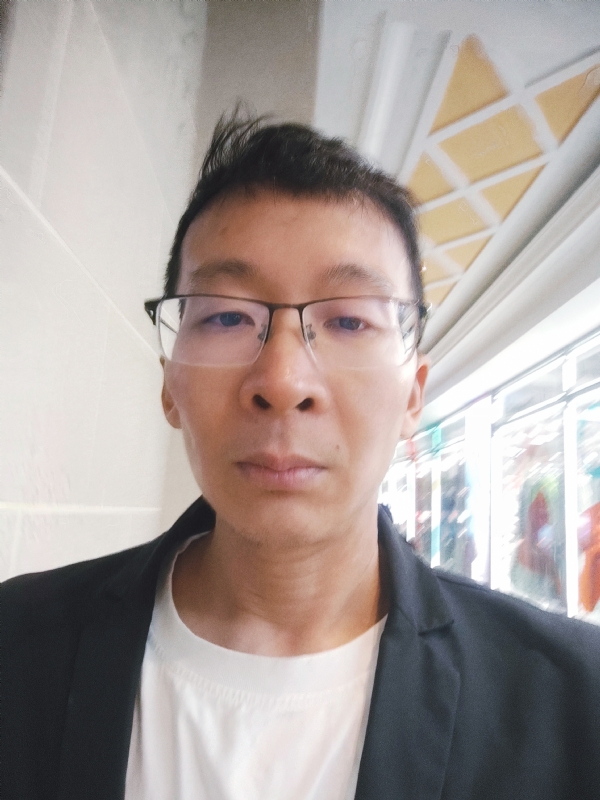 欣欣向荣的第一张照片--连云港相亲服务中心