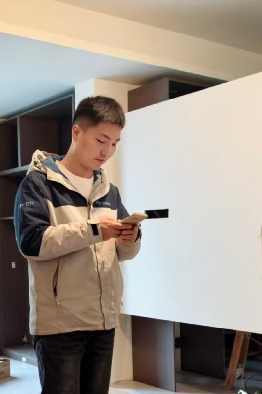 熊展的第一张照片--连云港相亲服务中心