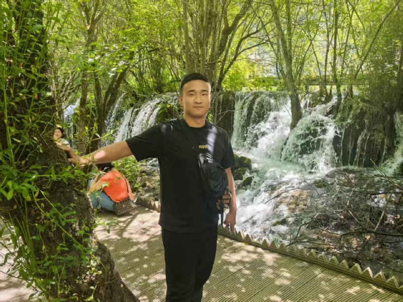 不管多累的第一张照片--连云港相亲服务中心