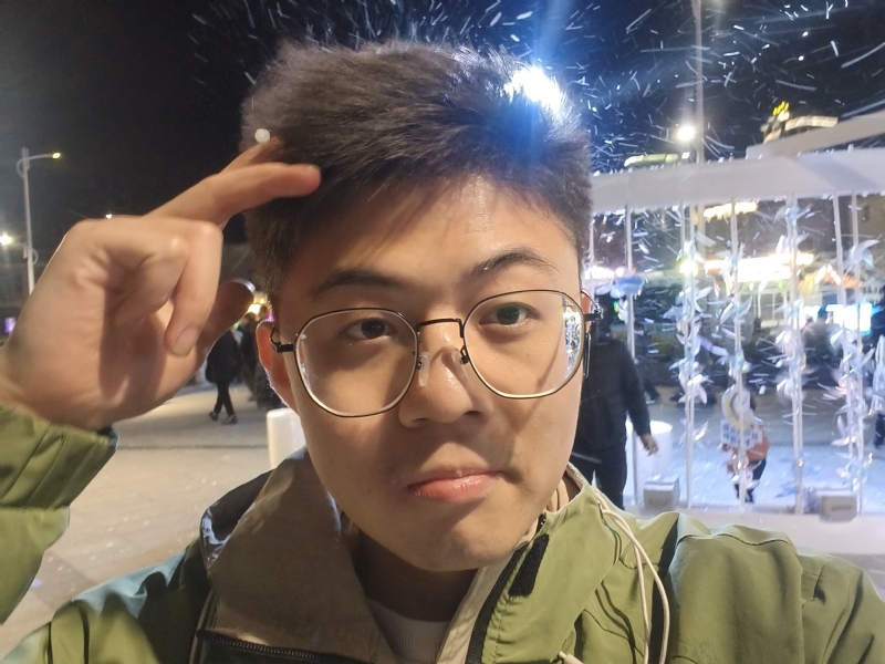 独揽星河的第一张照片--连云港相亲服务中心