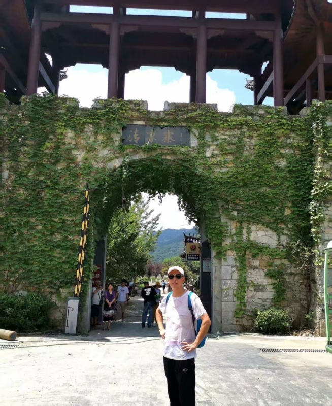 品心人的第一张照片--连云港相亲服务中心