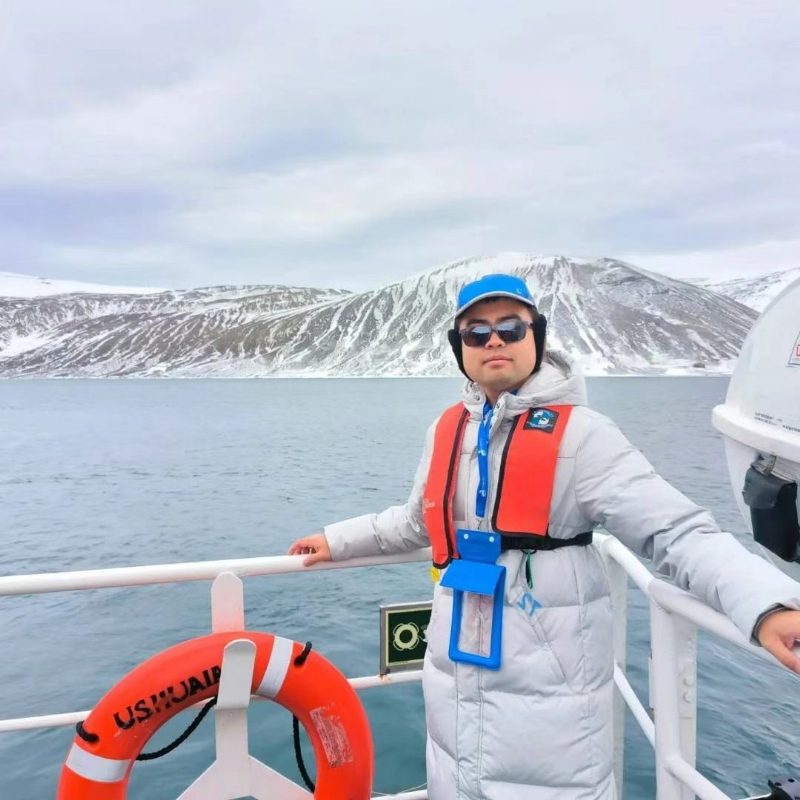 欢乐的笑的第二张照片--连云港相亲服务中心