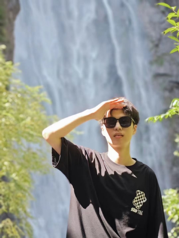 大橙子的第一张照片--连云港相亲服务中心